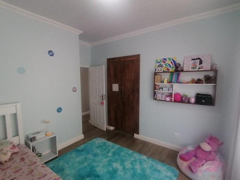 5 Bedroom Property for Sale in Monte Christo Western Cape